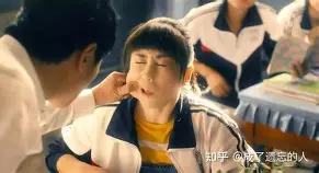 完美足球官网-赛后突围战来临，夏洛特黄蜂围绕西甲防线松动，质疑声仍在，资深球员宣示担当